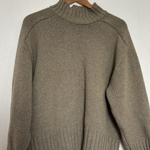 Zara Women's Crew Neck Sweater - Olive - Picture 1 of 8